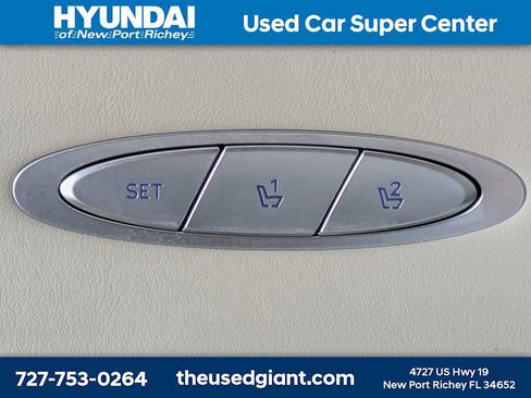Used 2025 Genesis GV70 2.5T w/ Select Package AWD/4WD image 26