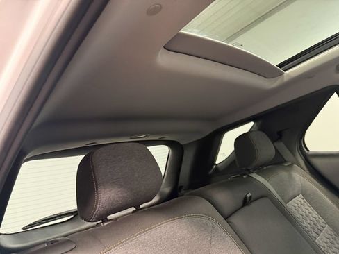 Used 2023 Chevrolet Equinox LT AWD/4WD image 69