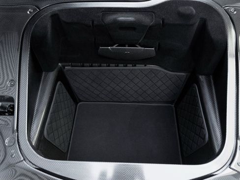 Used 2015 Porsche 918 Spyder image 52