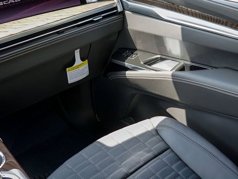 New 2026 Cadillac Escalade Platinum Sport w/ LPO, ONYX Package image 25