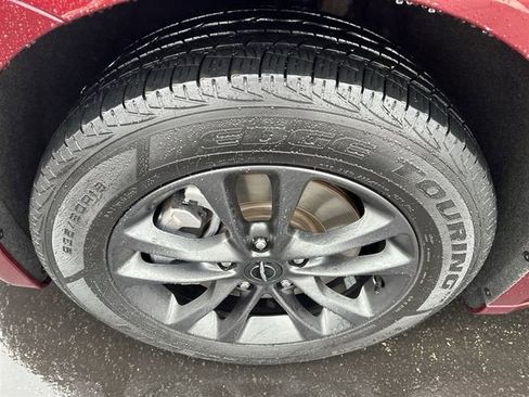 Used 2020 Chrysler Pacifica Touring-L image 20