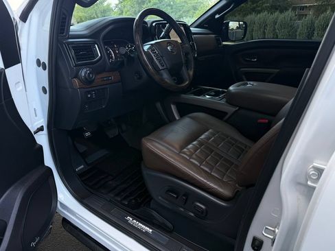Used 2021 Nissan Titan Platinum Reserve w/ Moonroof Package AWD/4WD image 19