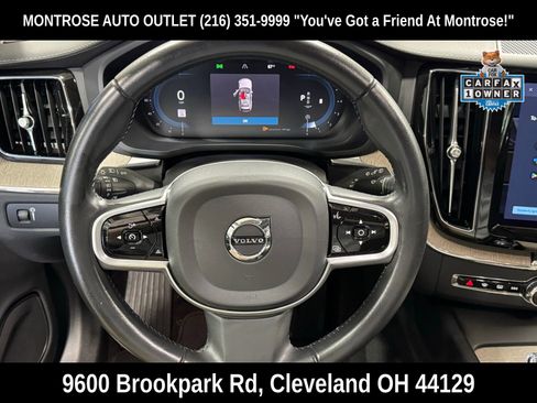 Certified 2022 Volvo XC60 B6 Inscription w/ Advanced Package image 17