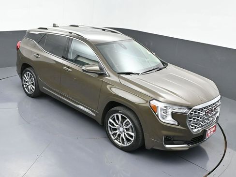 Used 2023 GMC Terrain Denali image 38