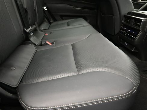 Used 2023 Lexus LX 600 4WD w/ Appearance Package image 23