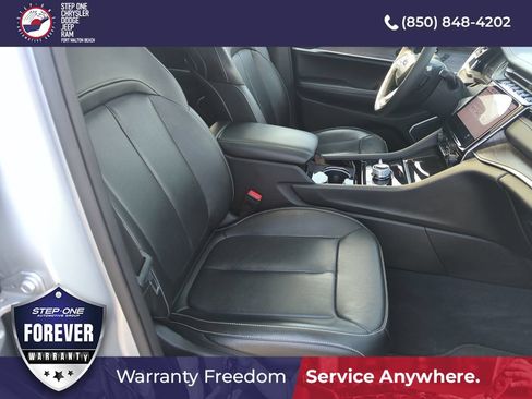 Used 2022 Jeep Grand Cherokee Limited 4xe w/ Luxury Tech Group II AWD/4WD image 38