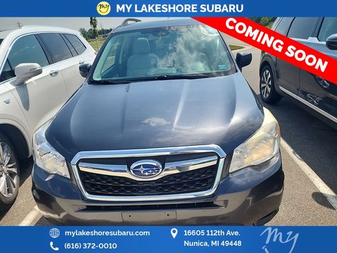Used 2015 Subaru Forester 2.5i Premium AWD/4WD image 2