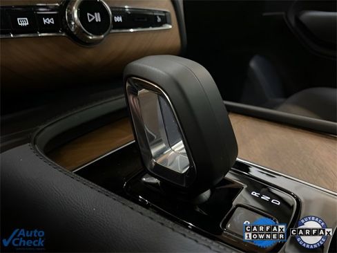 Used 2025 Volvo XC90 B6 Plus image 51