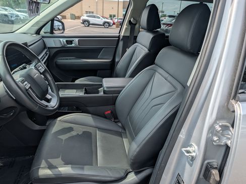 Used 2024 Hyundai Santa Fe SEL AWD/4WD image 10