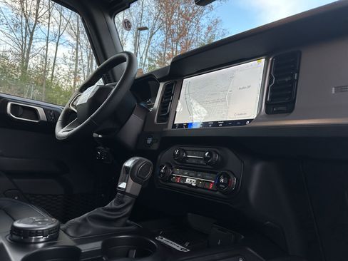 New 2025 Ford Bronco Outer Banks image 34