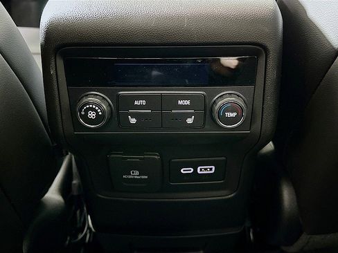 Used 2023 GMC Acadia AT4 w/ Preferred Package image 27