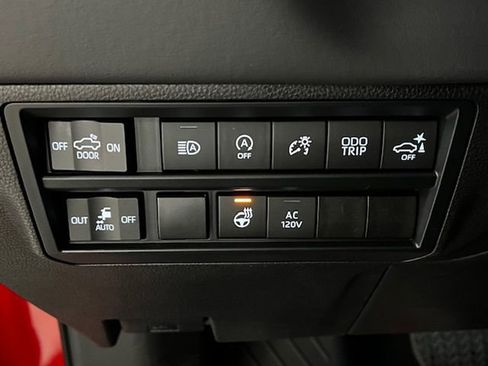 New 2025 Toyota Tundra Platinum image 35