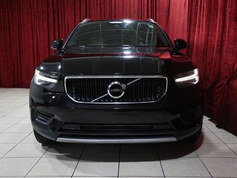 Used 2019 Volvo XC40 T5 Momentum AWD/4WD image 8