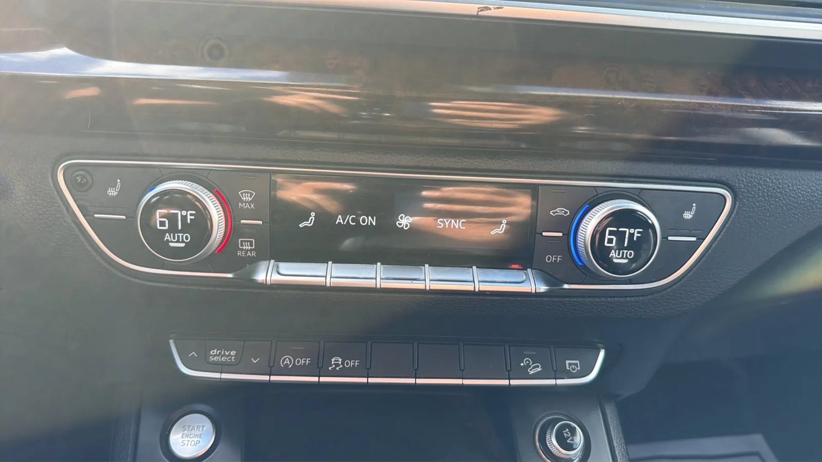 Used 2018 Audi Q5 2.0T Premium w/ Convenience Package AWD/4WD image 28