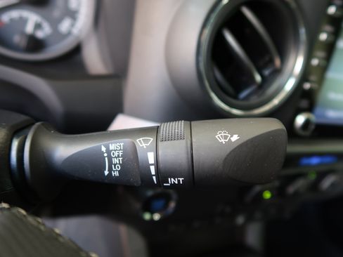 Used 2021 Toyota Tacoma TRD Sport w/ Technology Package RWD image 24