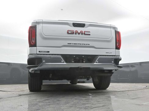 Used 2024 GMC Sierra 1500 SLT w/ SLT Premium Plus Package AWD/4WD image 31
