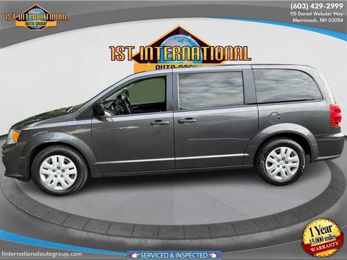 Used 2019 Dodge Grand Caravan SE FWD image 5