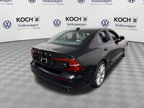 Used 2020 Volvo S60 T5 Momentum w/ Protection Package FWD image 8