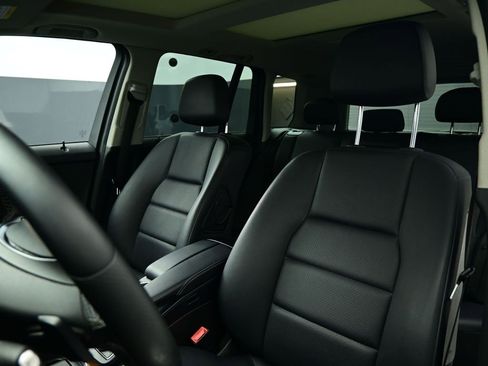 Used 2015 Mercedes-Benz GLK 350 4MATIC image 17