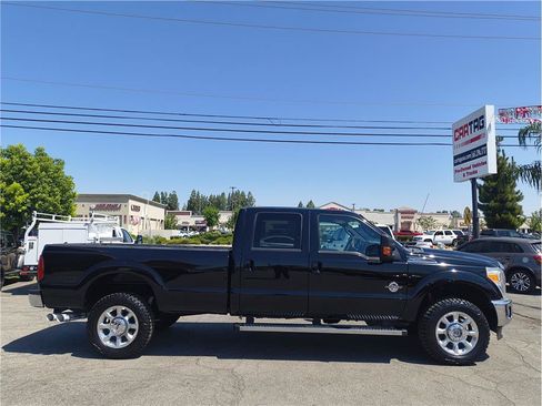Used 2016 Ford F350 Lariat w/ Lariat Ultimate Package AWD/4WD image 4