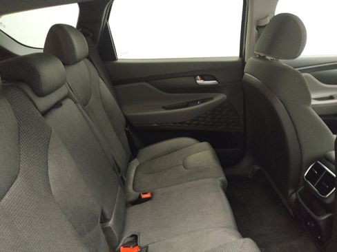 Used 2019 Hyundai Santa Fe SE image 19