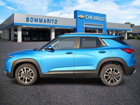 New 2026 Chevrolet TrailBlazer LT w/ Driver Confidence Package image 2