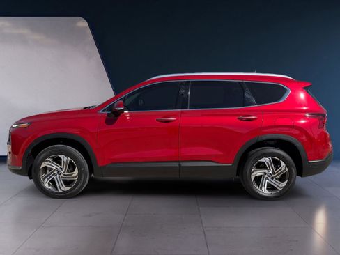 Used 2023 Hyundai Santa Fe SEL image 2