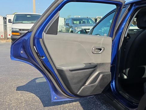 Used 2025 Kia K4 FWD image 12