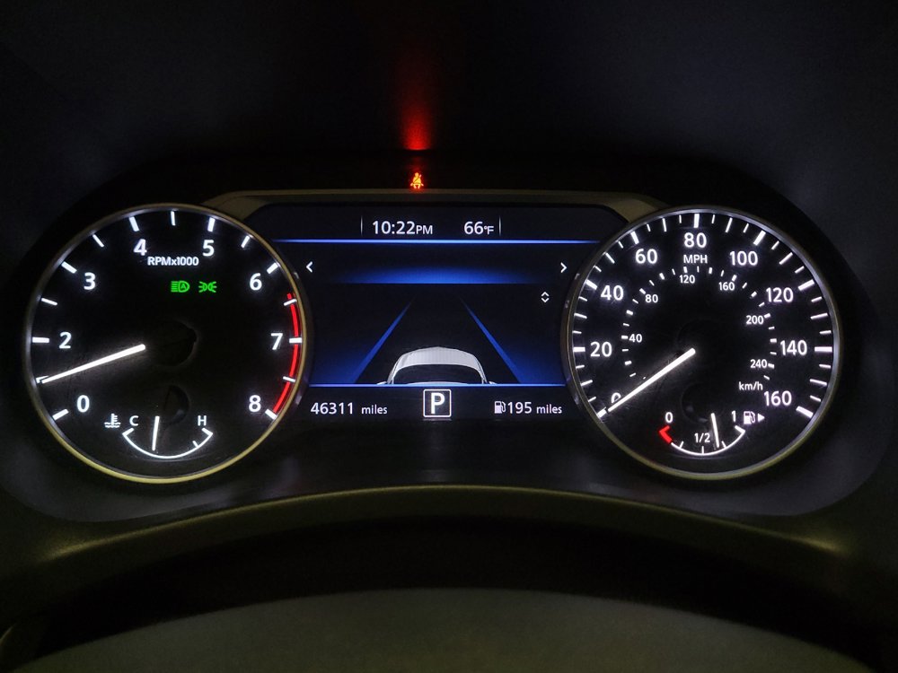 Used 2024 Nissan Sentra SV FWD image 23