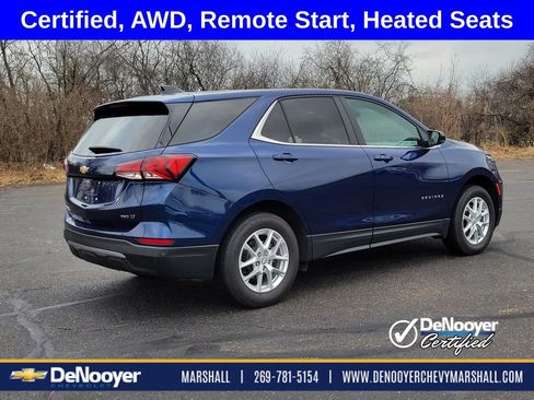 Used 2023 Chevrolet Equinox LT image 3