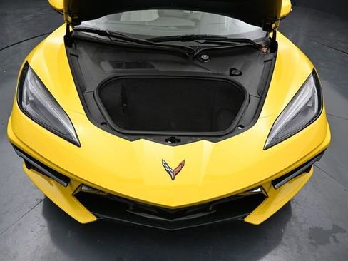 Used 2025 Chevrolet Corvette Stingray Convertible w/ 1LT image 10