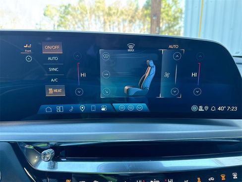 Used 2025 Cadillac Lyriq Sport image 25