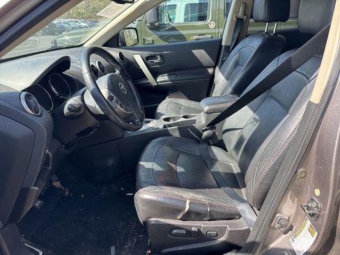 Used 2010 Nissan Rogue SL w/ Premium Pkg image 5