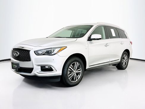 Used 2020 INFINITI QX60 Luxe w/ Essential Package AWD/4WD image 3