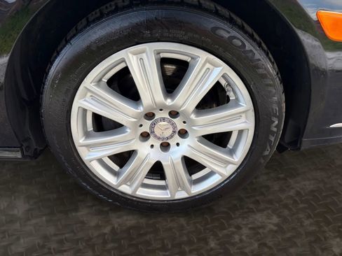Used 2012 Mercedes-Benz E 350 4MATIC Sedan image 32