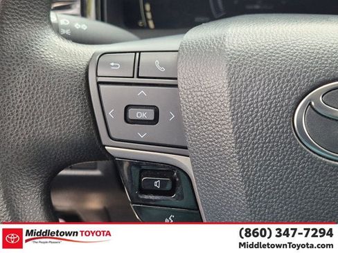 Used 2025 Toyota Camry LE FWD image 19