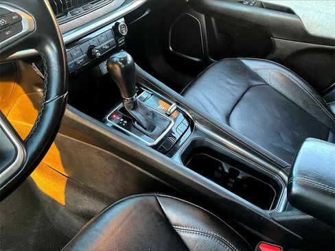 Used 2022 Jeep Compass Latitude image 12