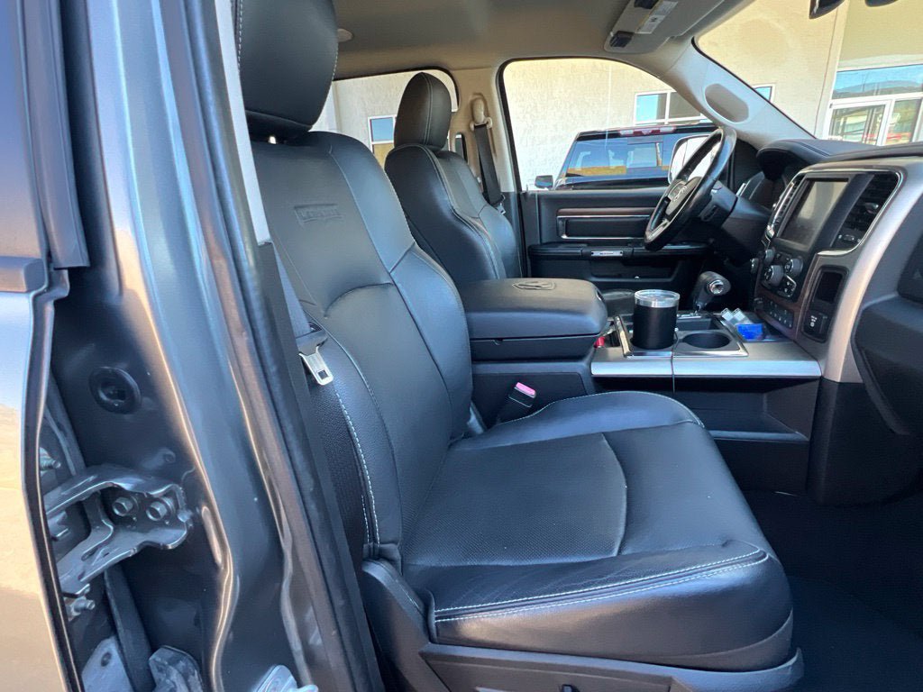 Used 2013 RAM 1500 Laramie w/ Convenience Group AWD/4WD image 6
