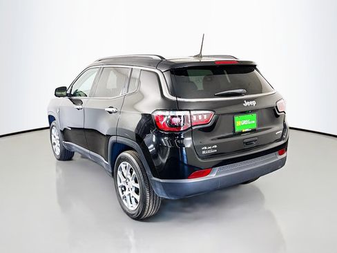 Used 2022 Jeep Compass Latitude w/ Sun and Sound Group image 7