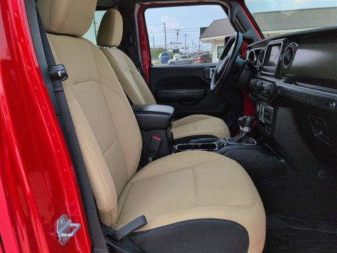 Used 2018 Jeep Wrangler Unlimited Sport S AWD/4WD image 32