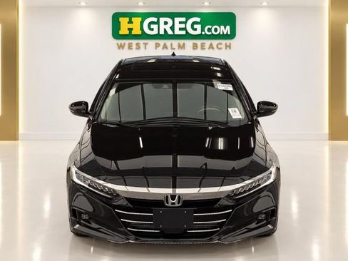 Used 2022 Honda Accord Touring image 6