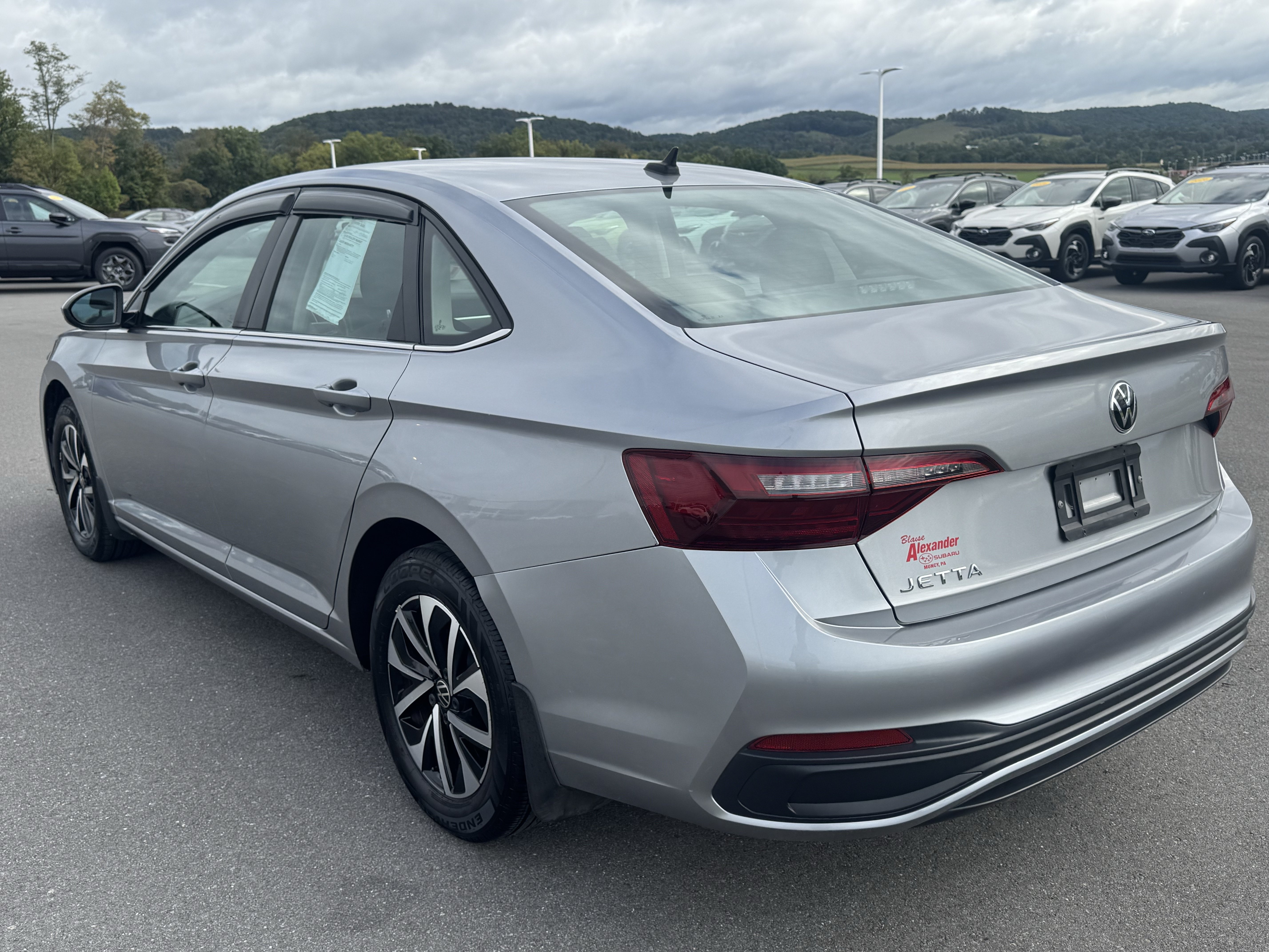 Used 2024 Volkswagen Jetta S FWD image 7