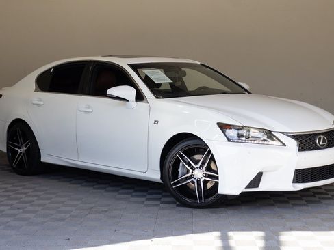 Used 2015 Lexus GS 350 w/ F Sport Package image 2