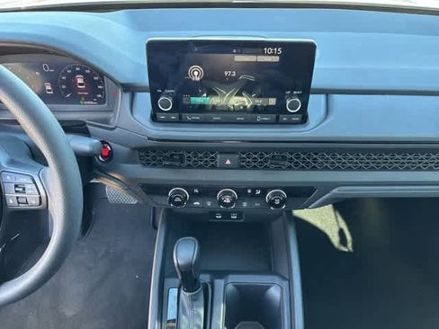 Certified 2025 Honda Accord LX image 18