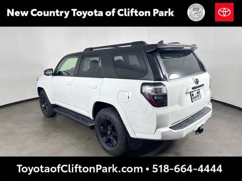 Used 2020 Toyota 4Runner SR5 Premium w/ Moonroof Package image 5
