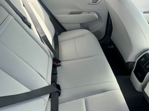 Used 2024 Hyundai Kona SEL image 18