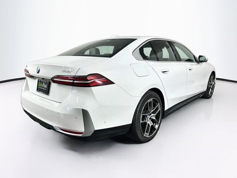 Used 2026 BMW 530i xDrive AWD/4WD image 9