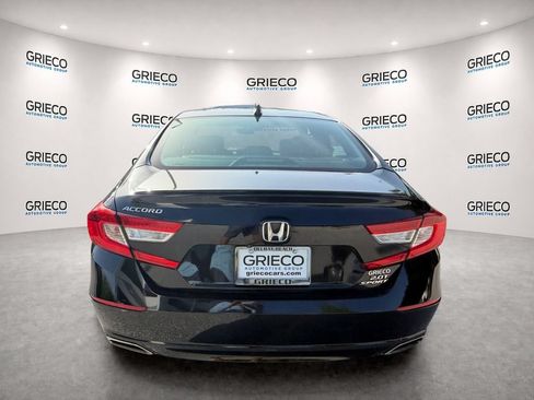 Used 2018 Honda Accord Sport image 6