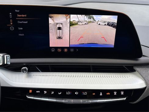 New 2026 Cadillac Optiq Luxury 1 image 25