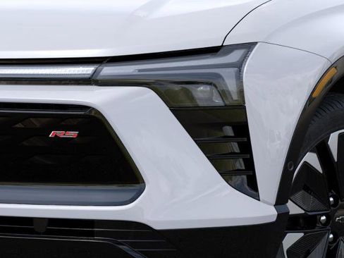New 2024 Chevrolet Blazer EV RS AWD/4WD image 10
